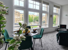 Royal Retreat Harrogate - FREE parking nearby Ultra fast Wifi